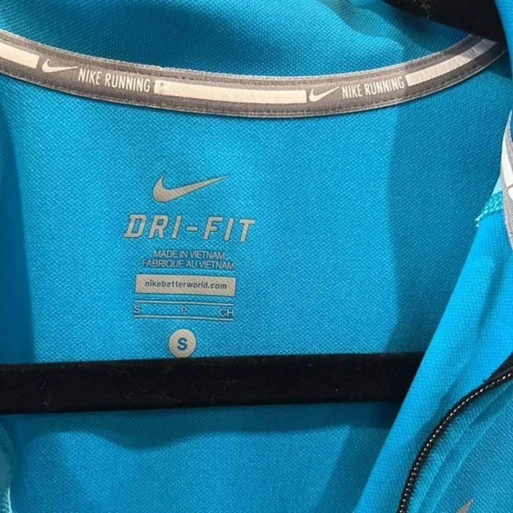 Nike 3/4 zip pullover